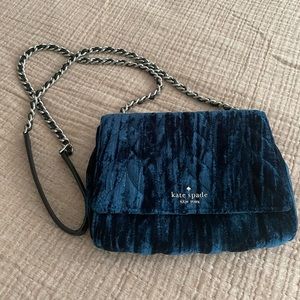 Blue Velvet Kate Spade crossbody bag with silver chain and black leather strap